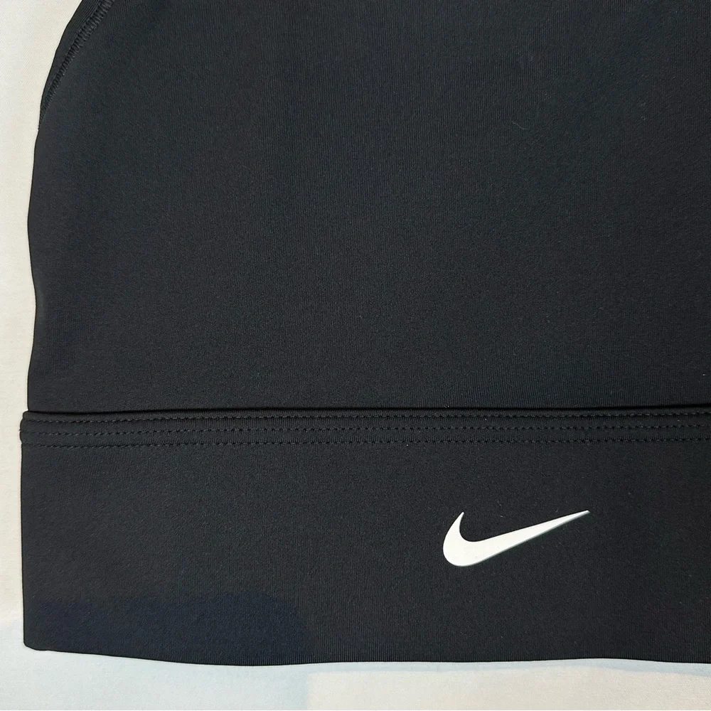 NIKE black racerback sports bra - size X-small